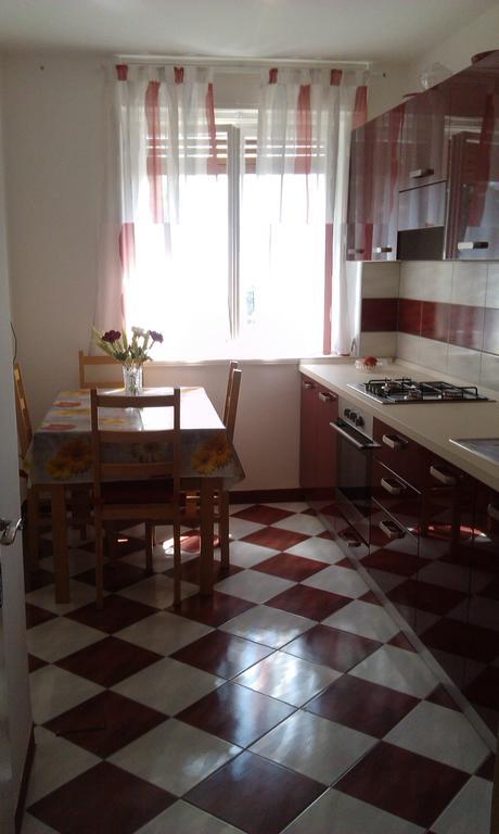 Apartment Perisa ลอฟราน ภายนอก รูปภาพ