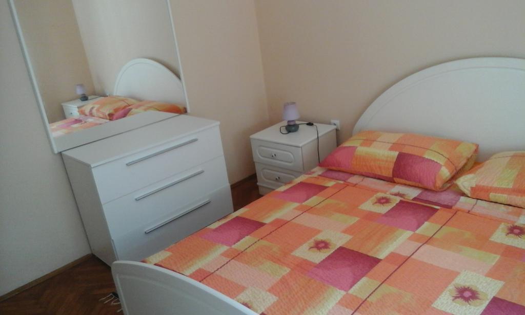 Apartment Perisa ลอฟราน ภายนอก รูปภาพ